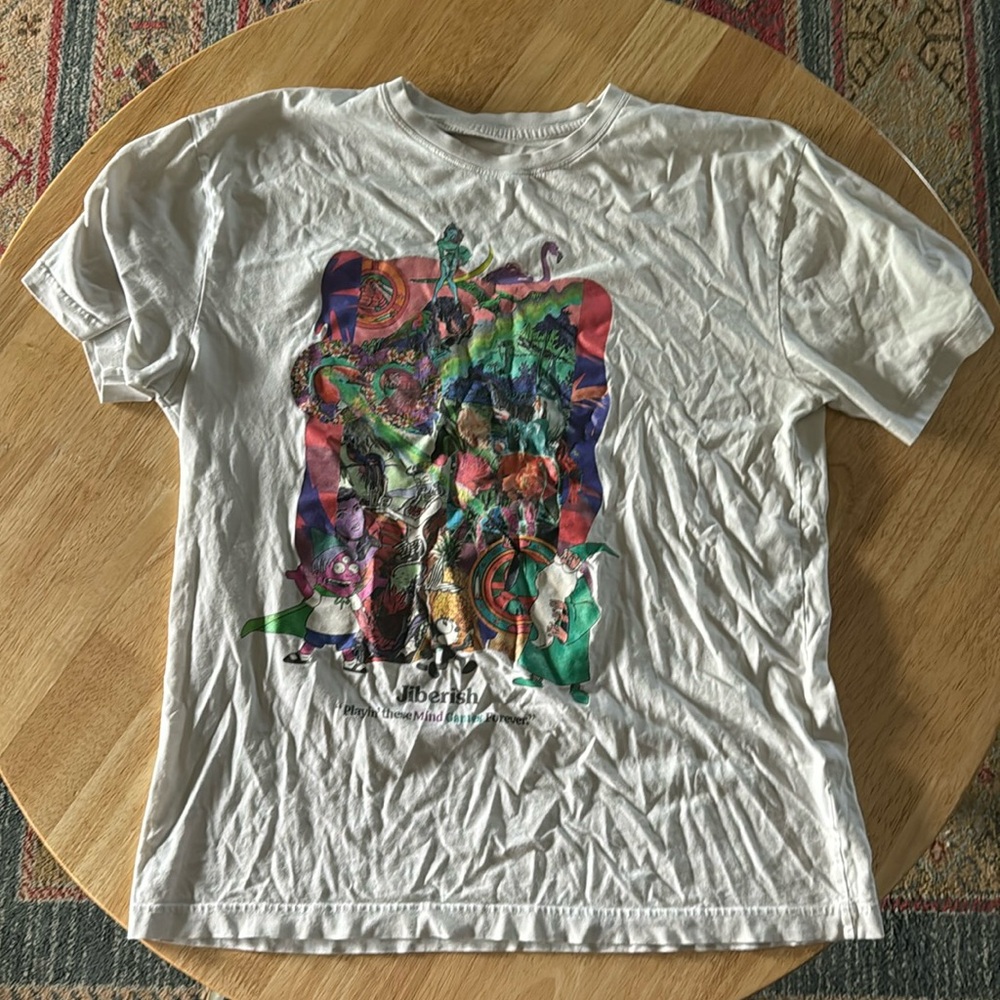 Men’s XL Jiberish tee gently warn